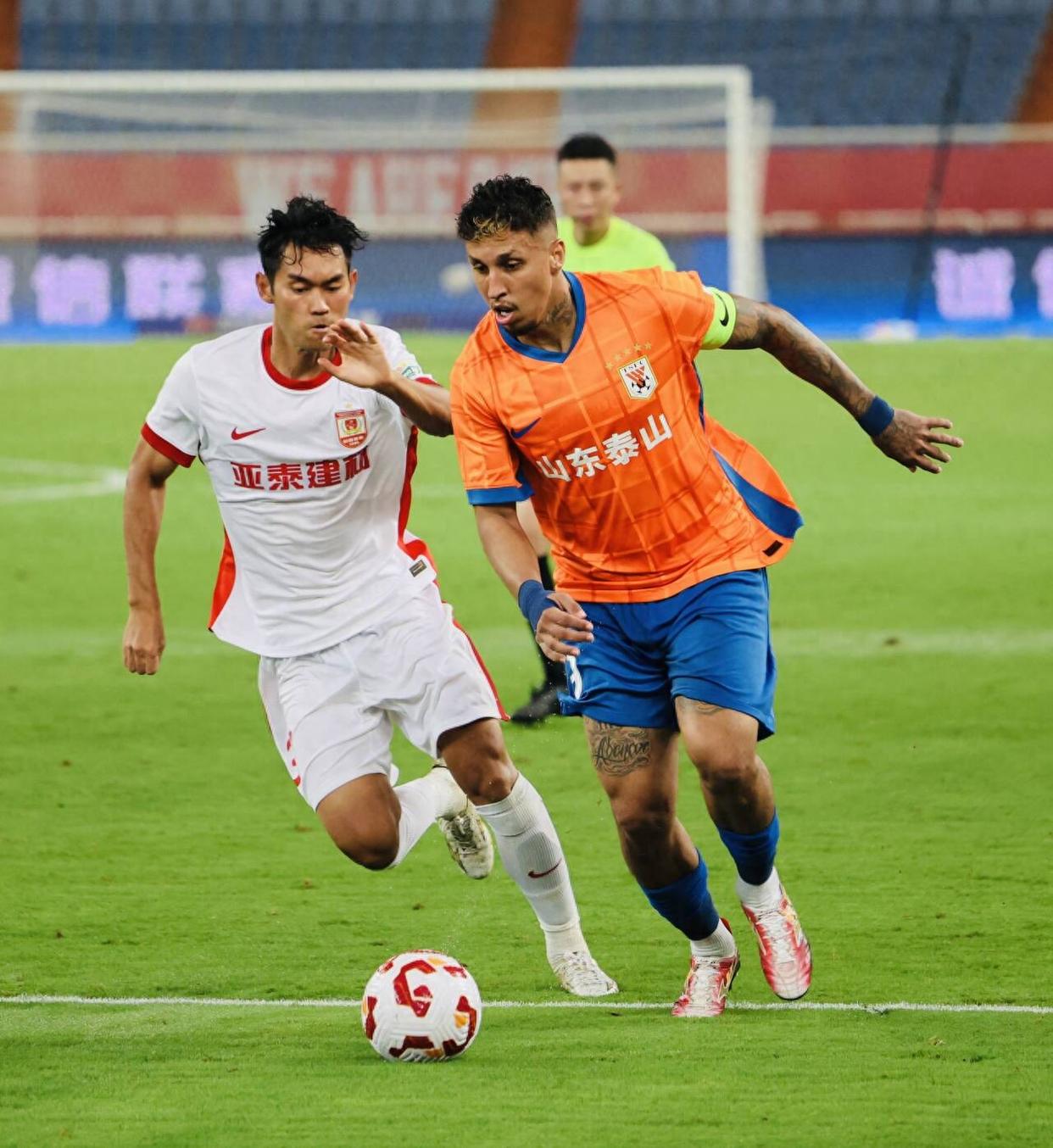 包含国际比赛日NBA总决赛焦点战,山东泰山门线救险,悬念犹存,临场指挥获称赞的词条 包含国际比赛日NBA总决赛焦点战,山东泰山门线救险,悬念犹存,临场指挥获称赞的词条