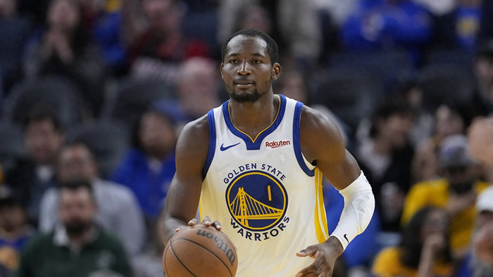 包含关键时刻萨克拉门托国王备战国王杯，官宣签约细节曝光，更衣室稳定，团队化学反应显著的词条-开元体育