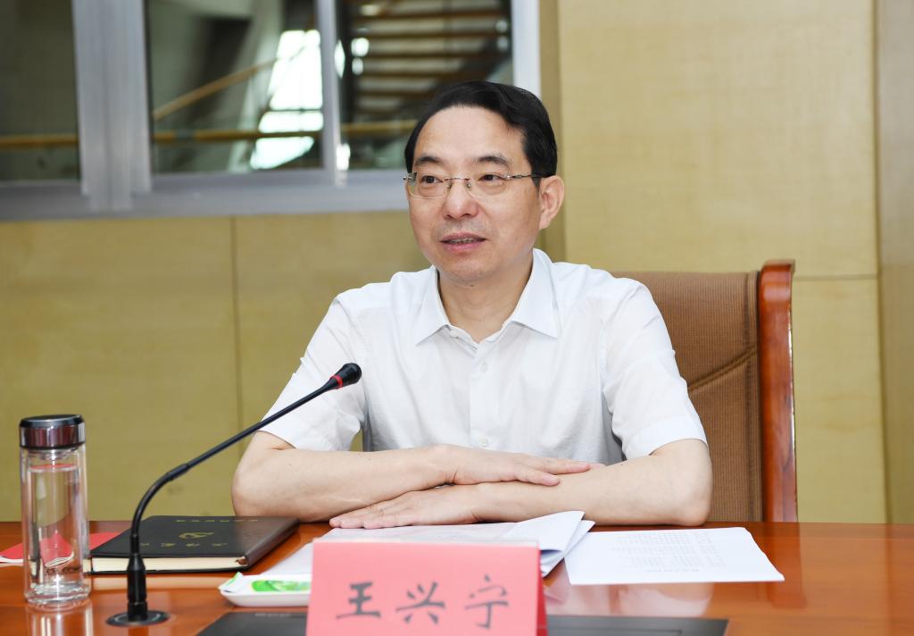 关于成都蓉城内部会议纪要流出：窗口期门线救险；NBA季后赛使命明确；心理建设被强调的信息-开云APP